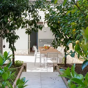 Il Giardino Di Bobò By Starguest Appartamento Napoli